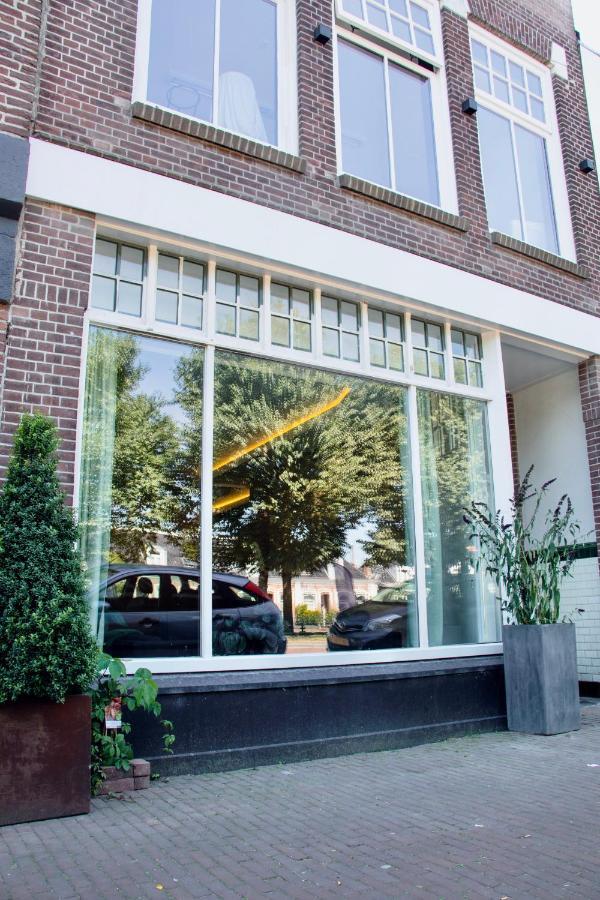 Stadslogement Valentijn Sneek Exterior foto