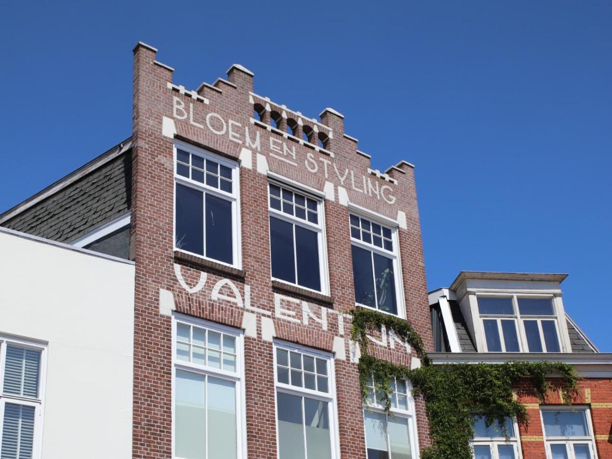 Stadslogement Valentijn Sneek Exterior foto